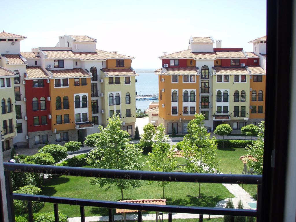 Visit Sunny Beach Marina Apartments Ravda Esterno foto